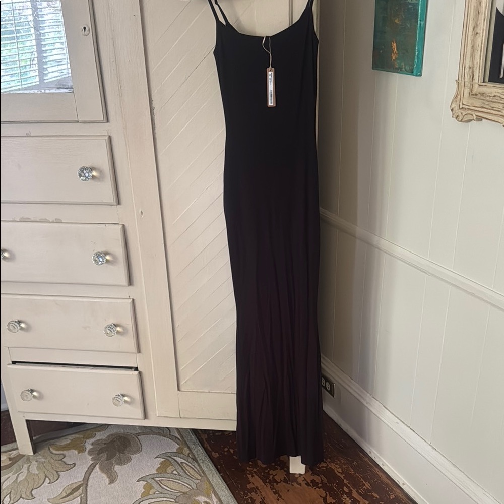 Black SKIMS DRESS. New with tags